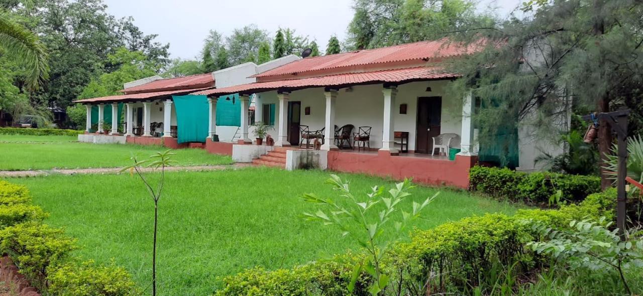 Kp Cottages Kānker Екстериор снимка